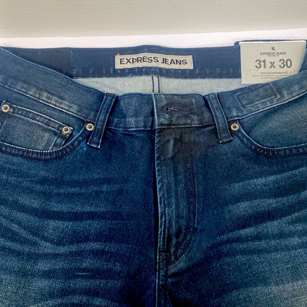 Express brand Men’s new precision fit  jeans. 31x30